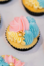Load image into Gallery viewer, Bento Style Cupcakes
