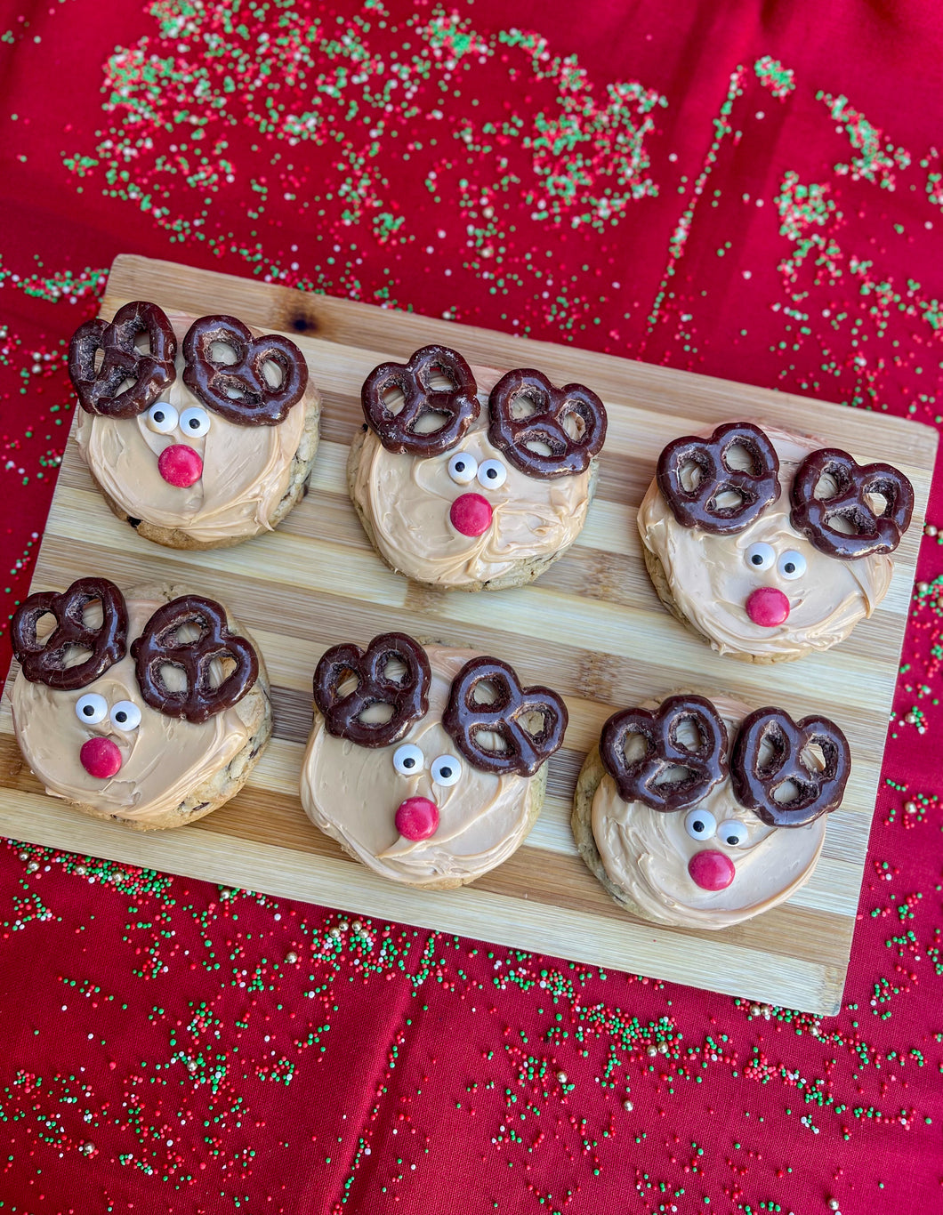 6 Reindeer Choc Chip NY Cookies