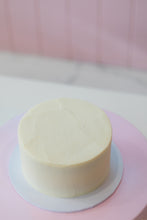 Load image into Gallery viewer, Plain Iced Cake
