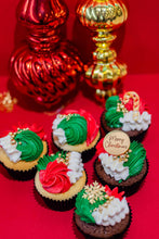 Load image into Gallery viewer, Christmas Bento Cupcakes
