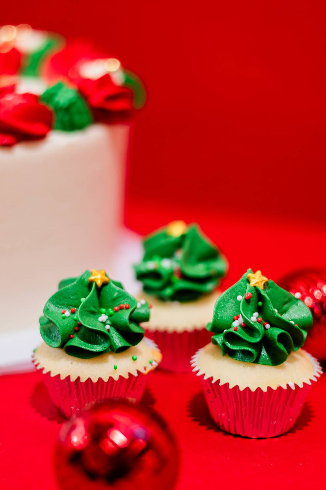 Christmas Mini Cupcakes 24 pack