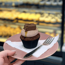 Load image into Gallery viewer, Single Cupcake
